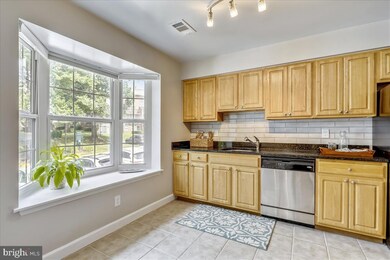 3850 Chesterwood Dr, Silver Spring, MD 20906 - photo 4