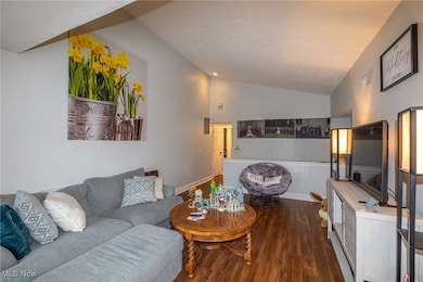 5250 Whispering Oaks Blvd unit C1, Cleveland, OH 44134 - photo 6