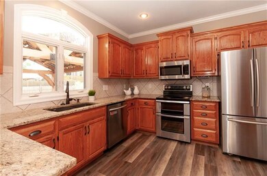 4403 SW Creekview Dr, Lees Summit, MO 64082 - photo 7