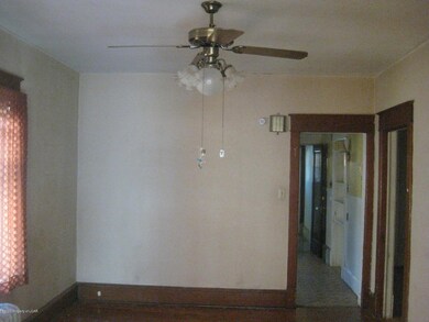 52 Pierce St, Kingston, PA 18704 - photo 6