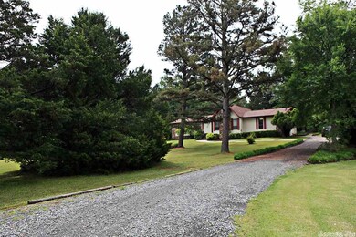 8 Thousand Oaks Cir, Conway, AR 72032 - photo 2