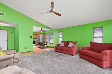 822 Santa Anna Dr, Alamo, TX 78516 - photo 3