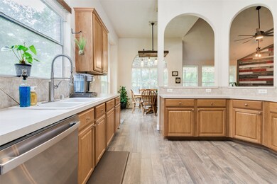 619 Mesquite Dr, Magnolia, TX 77354 - photo 3