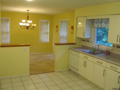 52 Esopus Dr, Clifton Park, NY 12065 - photo 4