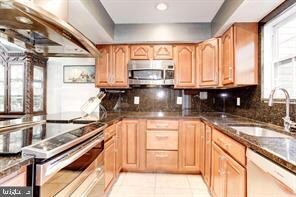 12260 Wye Oak Commons Cir unit 120, Burke, VA 22015 - photo 3