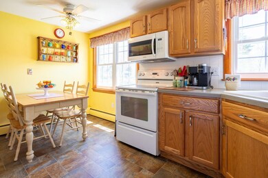 11 Huckleberry Ln, Hampton, NH 03842 - photo 3