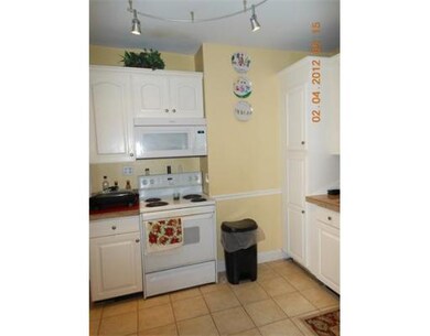 14 Belleview St unit 1, Hudson, MA 01749 - photo 3