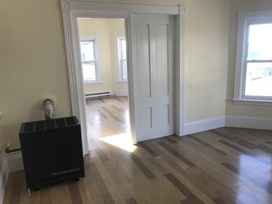 43 Richards St unit 1, Worcester, MA 01603 - photo 4