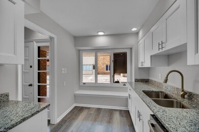 376 Merrimac Trail unit 113, Williamsburg, VA 23185 - photo 6