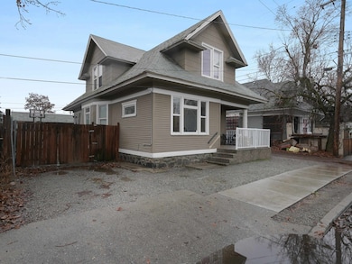 1114 N Elm St, Spokane, WA 99201 - photo 2