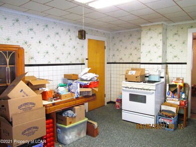 Eat In Kitchen