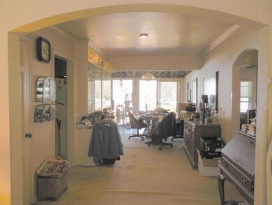202 - LR through Arch to DR addition