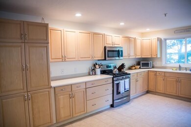 703 Old Bridge Ln unit 703, Bellingham, MA 02019 - photo 3