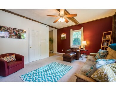 5 Saunders St unit 2, Salem, MA 01970 - photo 3