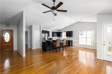 3115 Creekridge Dr, Asheboro, NC 27205 - photo 5