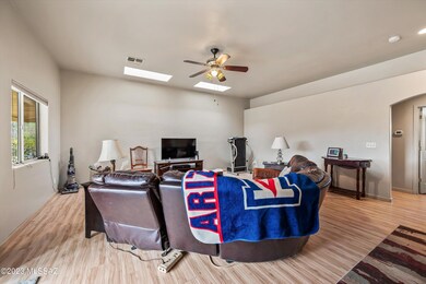 06-Living Room
