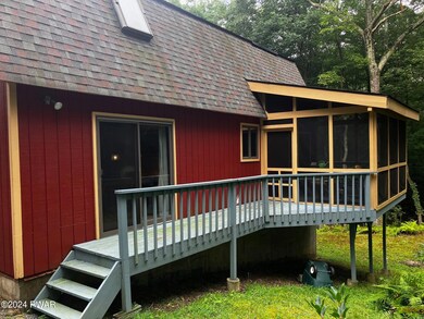 115 Franks Rd, Hawley, PA 18428 - photo 3