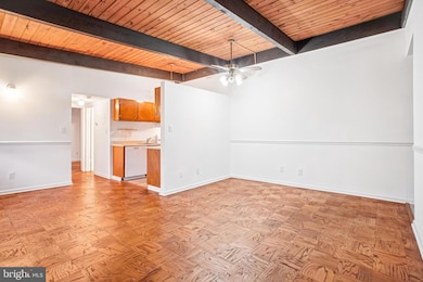 4333 Americana Dr unit 203, Annandale, VA 22003 - photo 6