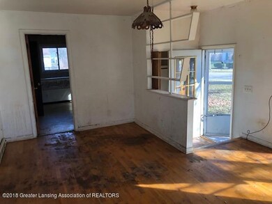 LIVING ROOM (2)