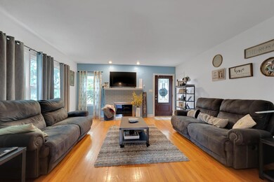 446 Oak St, Dyer, IN 46311 - photo 3