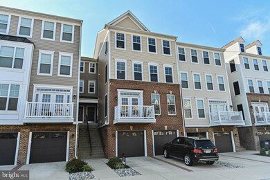 42221 Canary Grass Square unit 3B4, Aldie, VA 20105 - photo 2