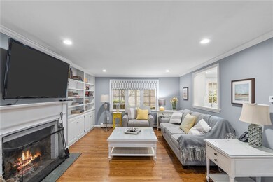 12 Tall Pine Dr, East Greenwich, RI 02818 - photo 4