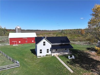 22961/963 Hax Rd, La Fargeville, NY 13656 - photo 4