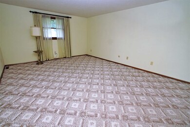 600 E 160 N, Greentown, IN 46936 - photo 5