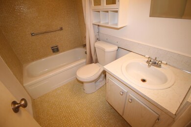 18 Windsor A, West Palm Beach, FL 33417 - photo 7