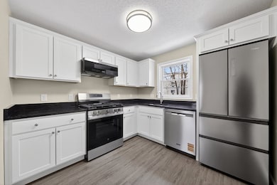 508 Cold Spring Ave unit 1, West Springfield, MA 01089 - photo 2