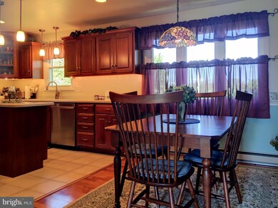 32 Jameslee Dr, Chambersburg, PA 17202 - photo 7