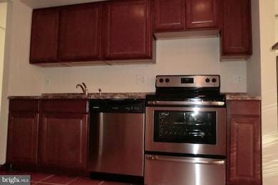 11419 Commonwealth Dr unit 101, Rockville, MD 20852 - photo 3