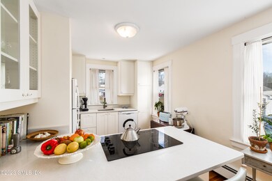 367 Round Hill Rd, Greenwich, CT 06831 - photo 5