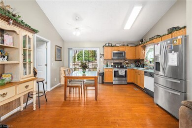 2200 Cedarwood Ct, Asheboro, NC 27205 - photo 7