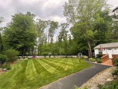 8 Academy Dr, Cumberland, RI 02864 - photo 3