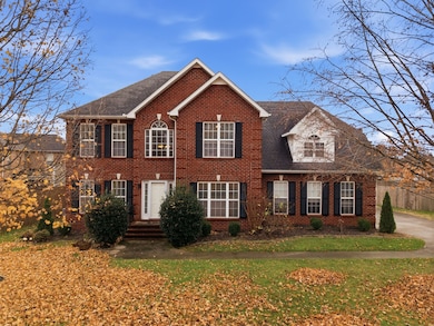 223 Comer Cir, Murfreesboro, TN 37128 - photo 2