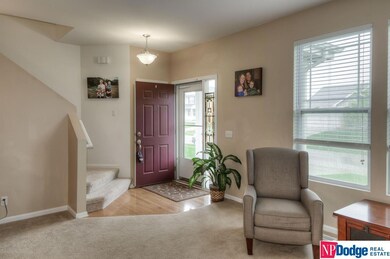 907 Port Royal Dr, Papillion, NE 68046 - photo 3