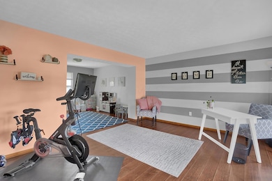 6-web-or-mls-2246-rolling-st