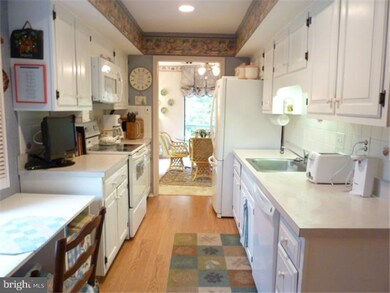 525 Foxwood Ln, Paoli, PA 19301 - photo 6