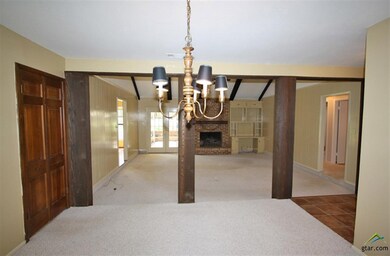 1207 Lancashire Dr, Tyler, TX 75703 - photo 4