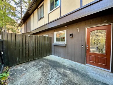 4236 Lake Ridge Dr unit 11B, Raleigh, NC 27604 - photo 2