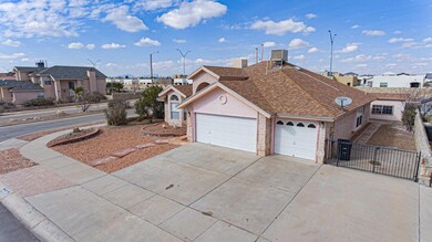 13813 Horizon Heights Cir, Horizon City, TX 79928 - photo 5