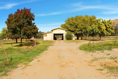 32272 Avenue 176 B&c, Springville, CA 93265 - photo 3