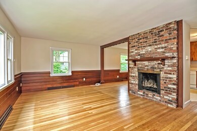 4 Spring St, Norfolk, MA 02056 - photo 5