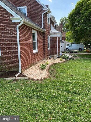 716 Warren St, Reading, PA 19601 - photo 3