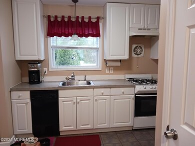 1412 Earie Way, Forked River, NJ 08731 - photo 5