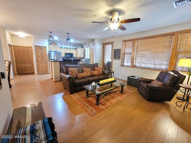 004_Living Room