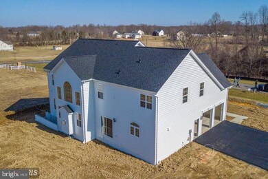 7249 Filly Ct, Hughesville, MD 20637 - photo 4