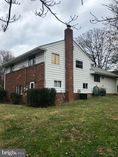 10933 Byrd Dr, Fairfax, VA 22030 - photo 2