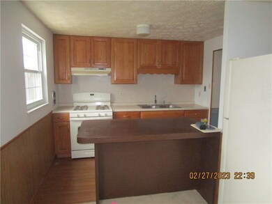 1724 Porter St, Conway, PA 15027 - photo 2